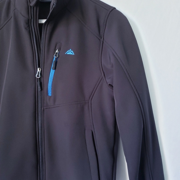 Snozu performance jacket - Picture 3 of 5